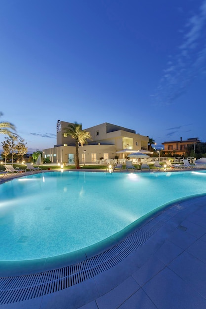 Upscale residential estate for luxury home rental with exclusive Singapore features